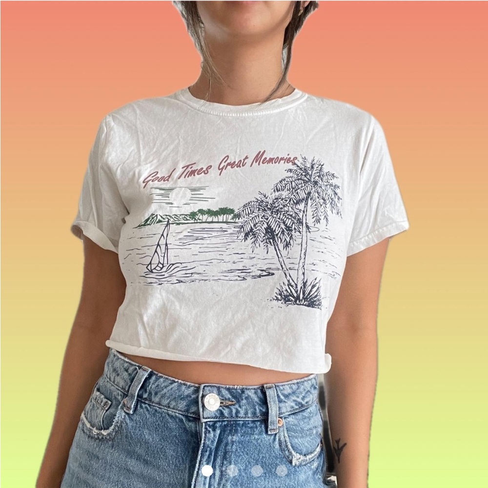 Urban outfitters Hawaii good times great memories white cropped tee